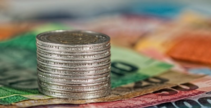 bootstrapping-vs-funding