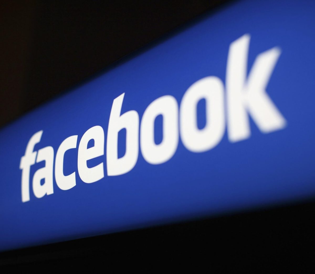 facebook-can-see-inside-the-photograph-main